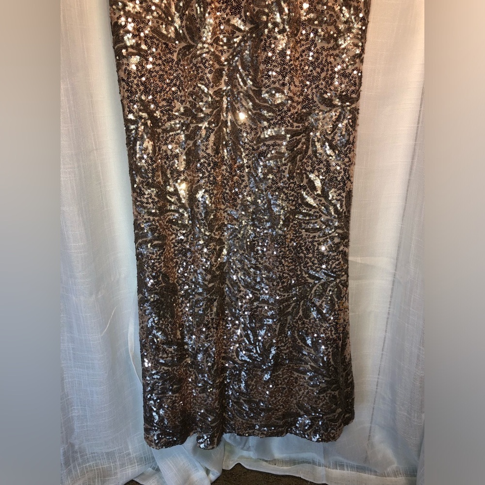 Badgley Mischka Beige and Gold Dress size 10 - Picture 5 of 16